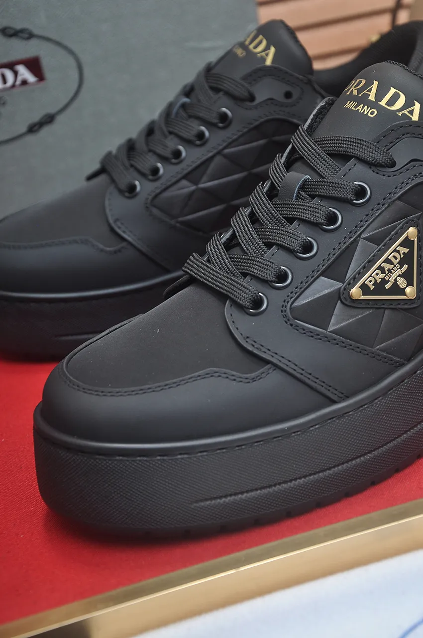Men's shoes 💰580💶【PRADA】Top original, new season, high quality original goods, top imported calfskin with original imported glue, imported cowhide inside with original cowhide feet, original outsole! Quality guaranteed! Code 38-45 (45 customized)